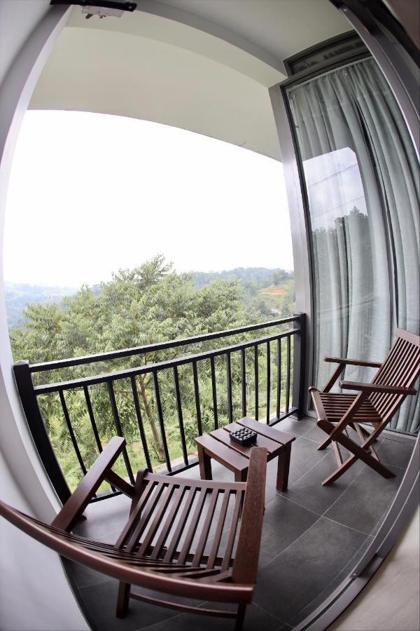 Riverbank Resort Gampola Extérieur photo